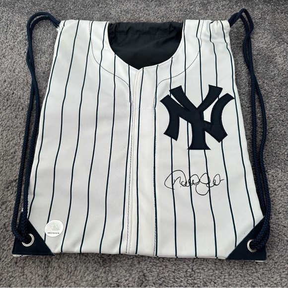 New York Yankees Jeter Pinstripe Drawstring Bag - Picture 1 of 2